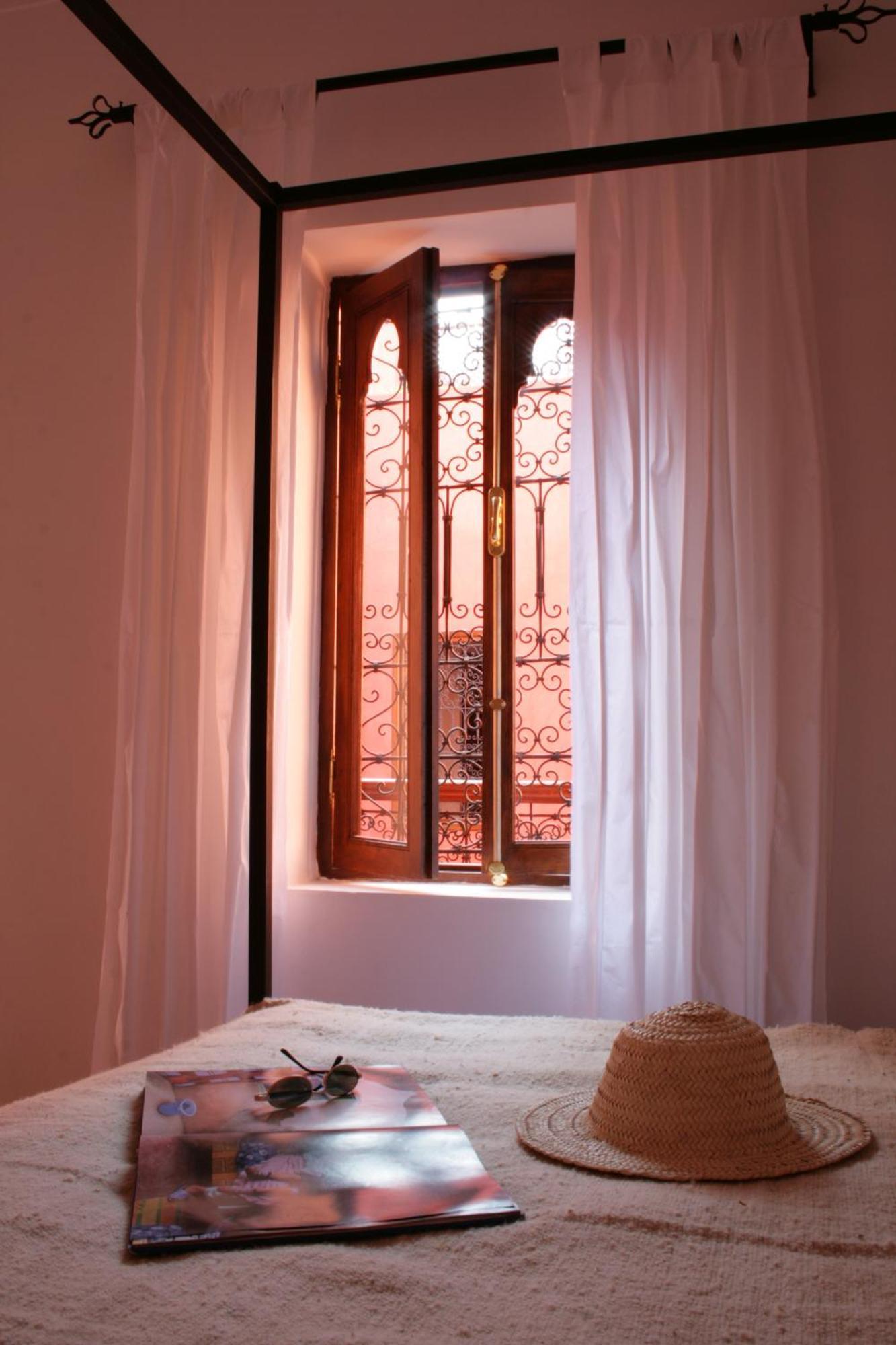 Riad Honey Hotel Marrakesh Bagian luar foto